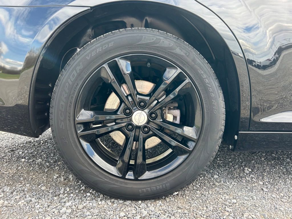 Used 2012 Chrysler 300 S image 17