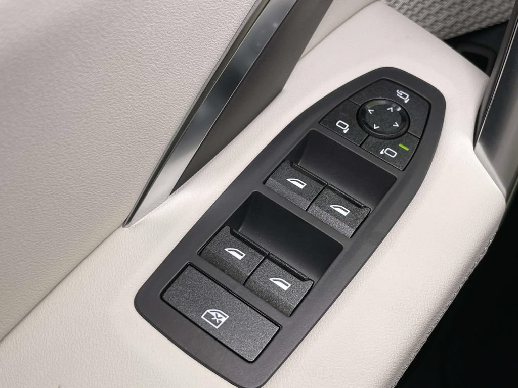 New 2026 BMW X1 xDrive28i w/ Convenience Package AWD/4WD image 29