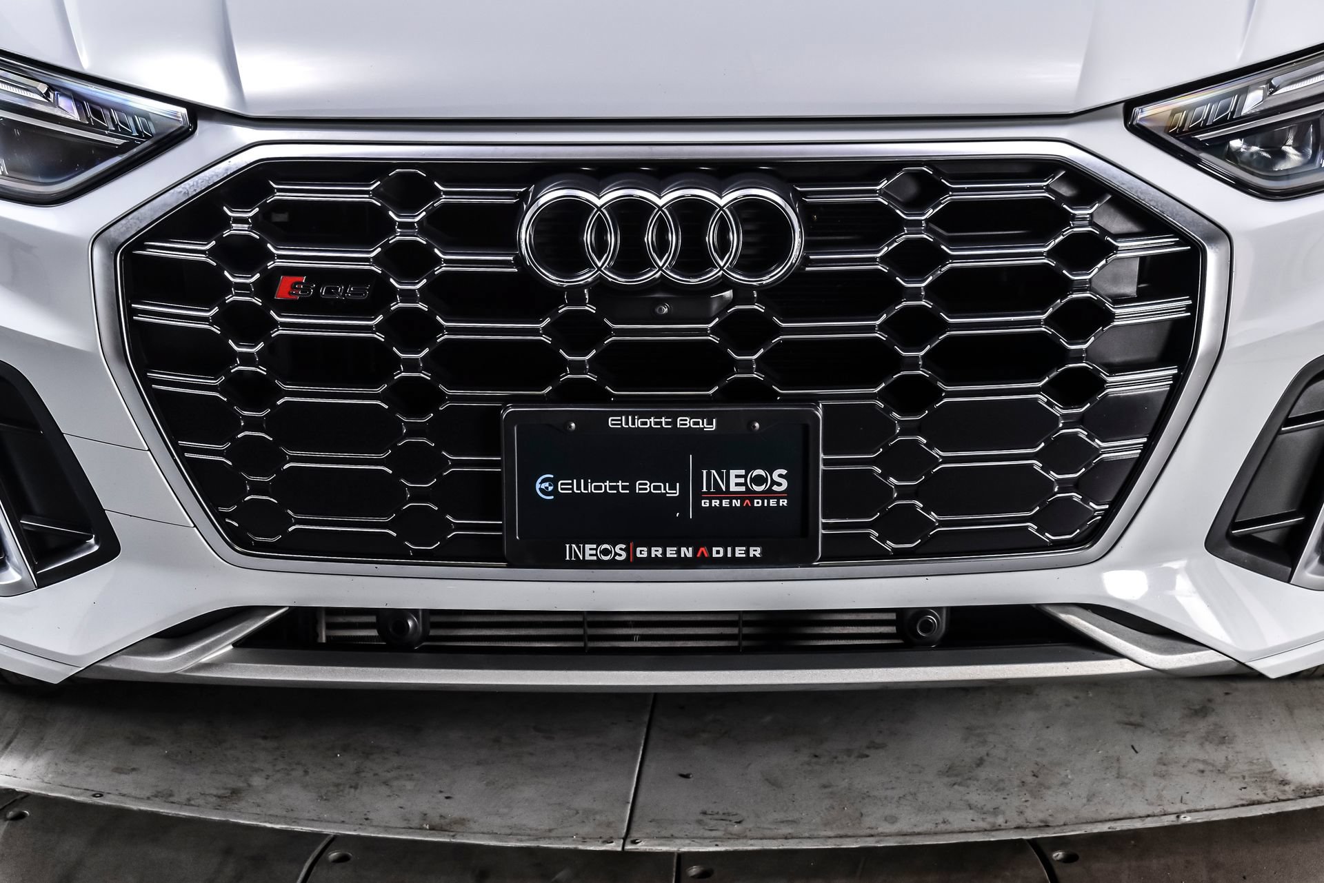 Used 2023 Audi SQ5 Premium Plus w/ Premium Plus Package AWD/4WD image 9