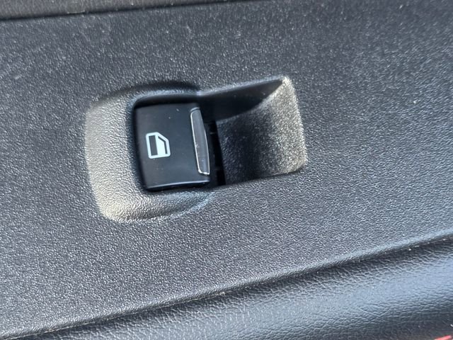 Used 2024 Ford Edge ST-Line image 37