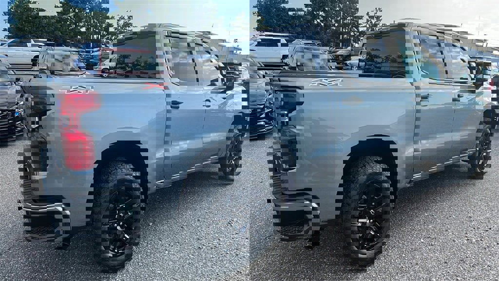 New 2026 Chevrolet Silverado 1500 Custom w/ Turbomax Blackout Package image 5