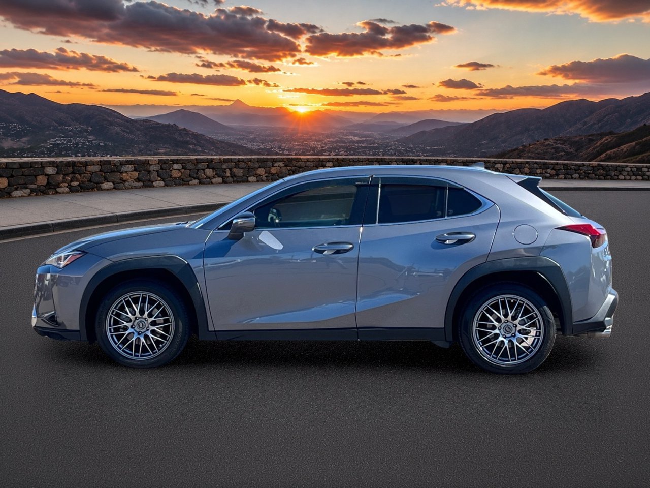 Used 2020 Lexus UX 200 w/ Premium Package FWD image 3