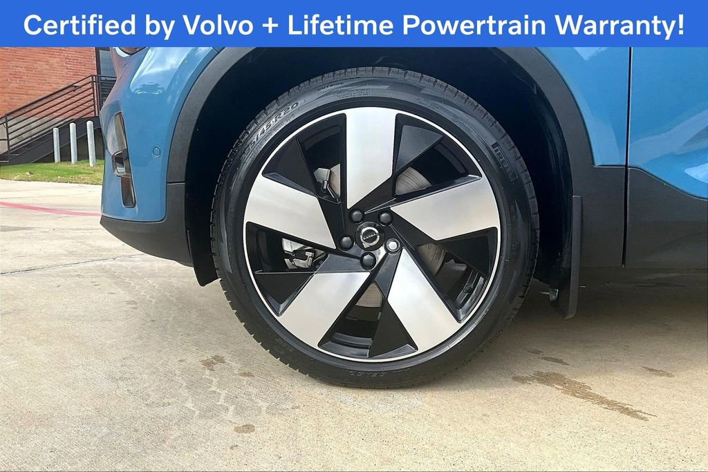 Certified 2023 Volvo C40 P8 Recharge Ultimate image 11