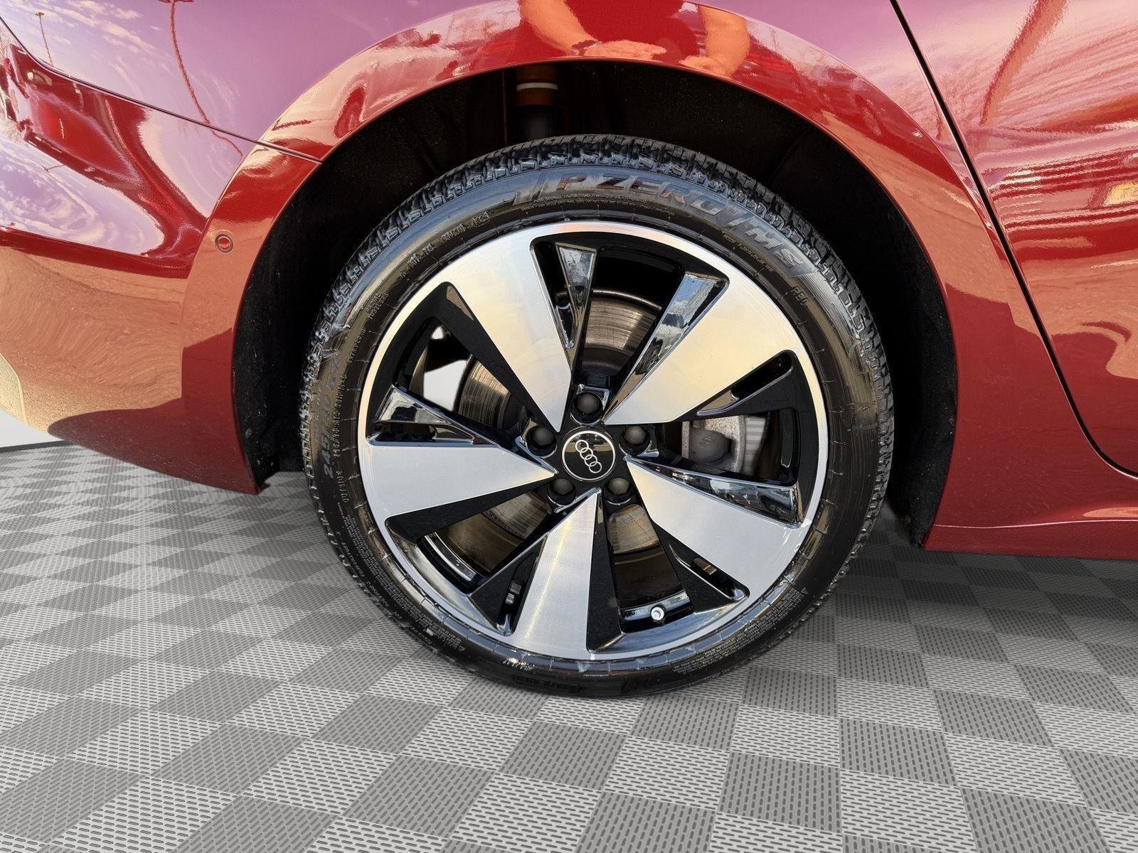 Used 2025 Audi A5 2.0T Premium w/ Convenience Package image 10