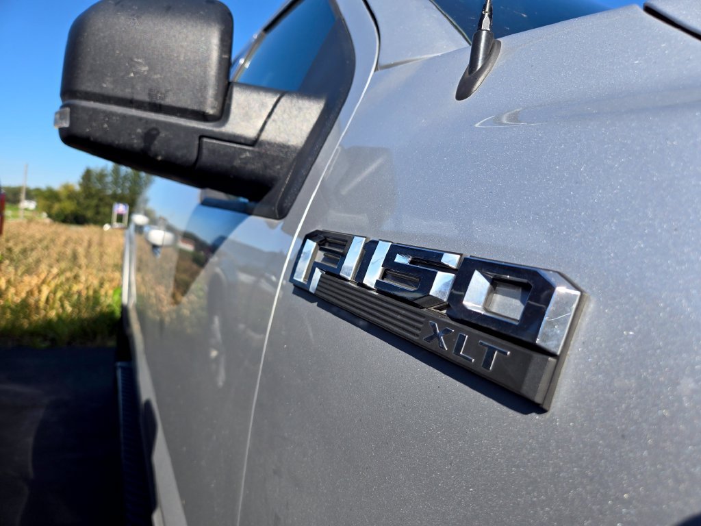 Used 2019 Ford F150 XLT w/ Equipment Group 302A Luxury AWD/4WD image 7