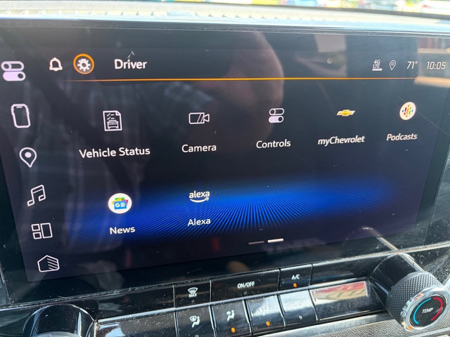 Used 2023 Chevrolet Colorado W/T RWD image 21
