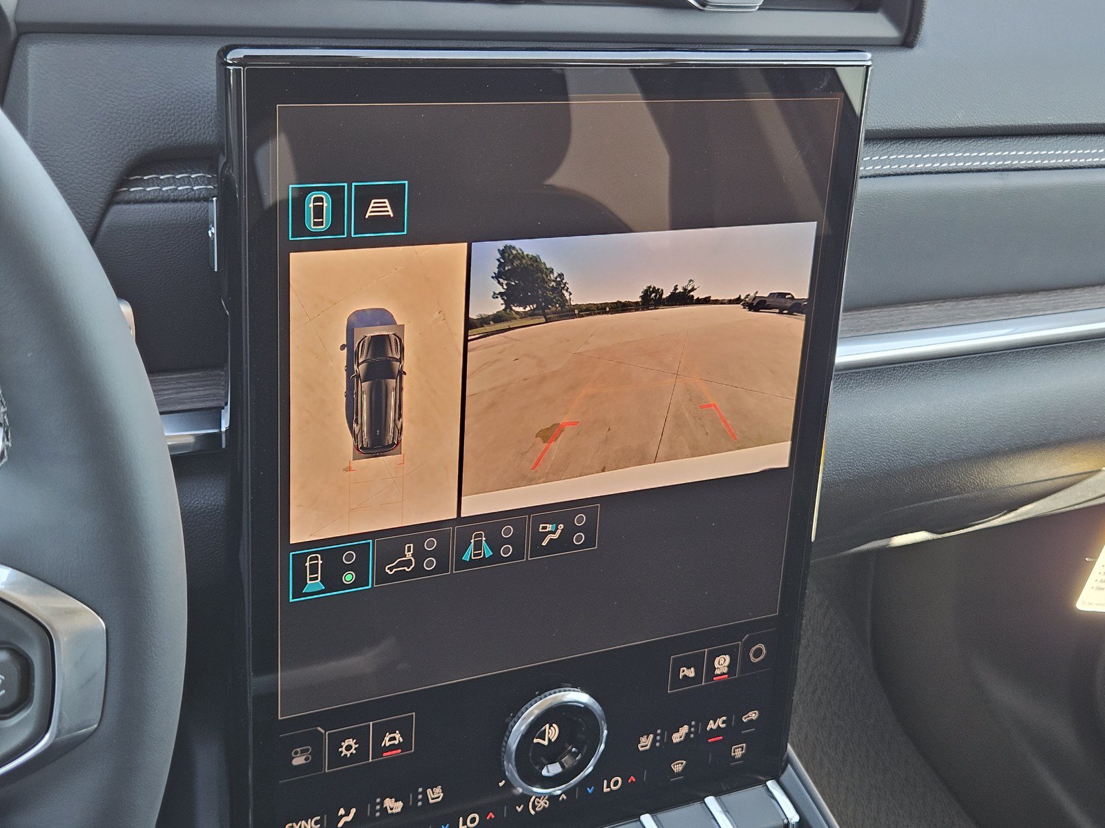 New 2027 GMC Terrain Denali AWD/4WD image 13