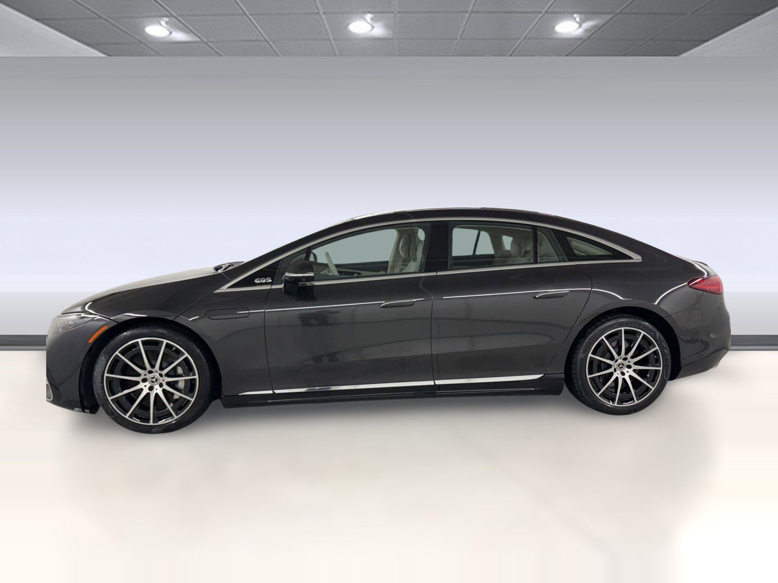 Certified 2022 Mercedes-Benz EQS 580 4MATIC Sedan image 2