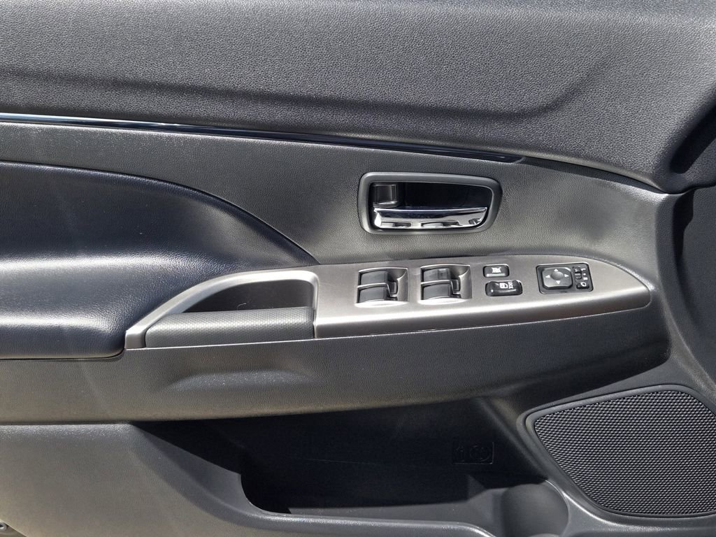 New 2026 Mitsubishi Outlander Sport SE image 19