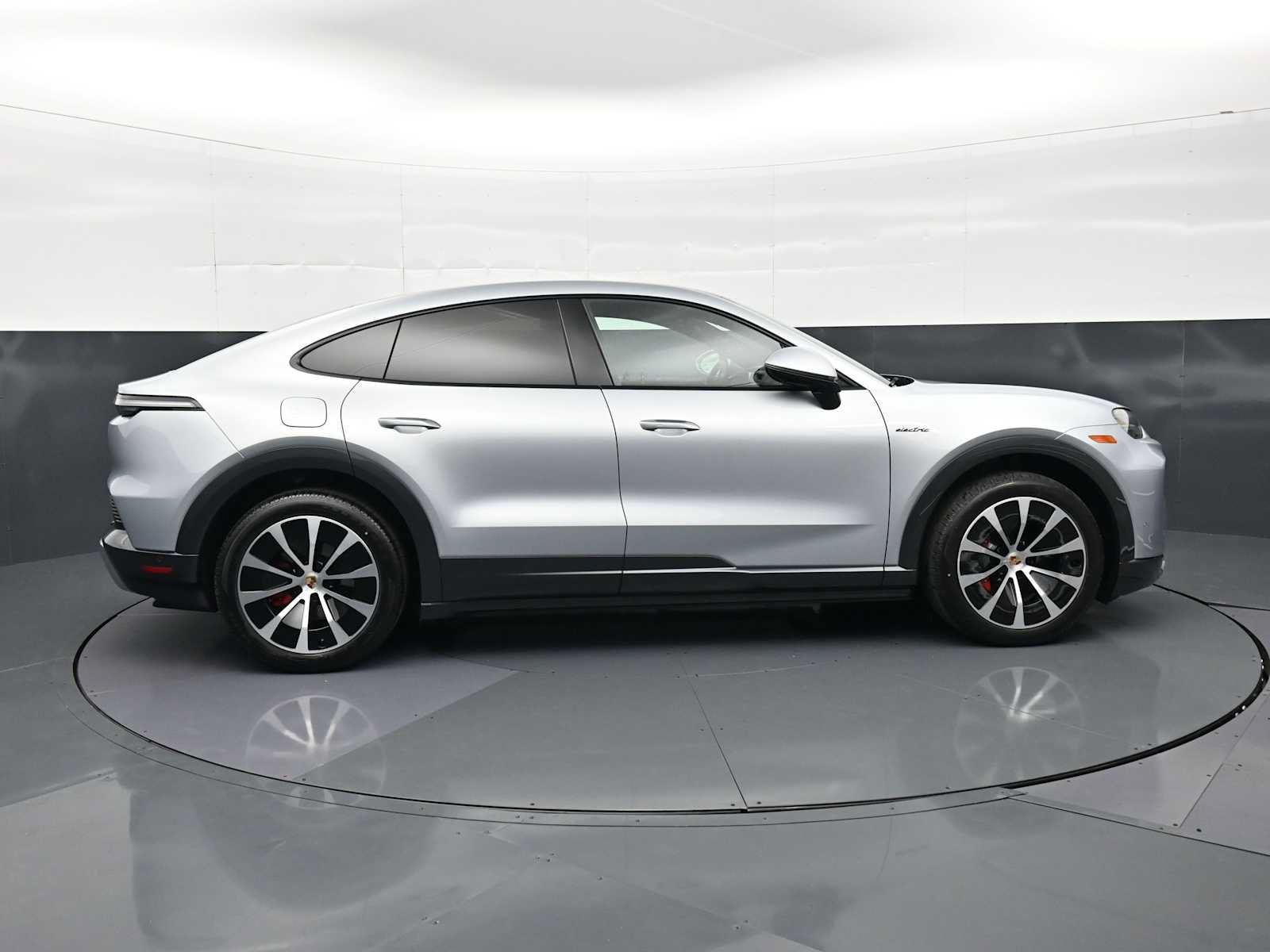 New 2026 Porsche Cayenne S AWD/4WD image 34
