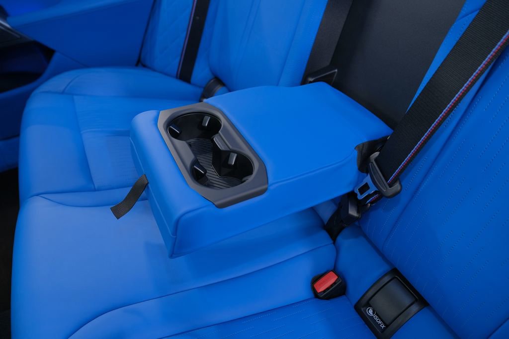 Used 2025 BMW M5 image 38