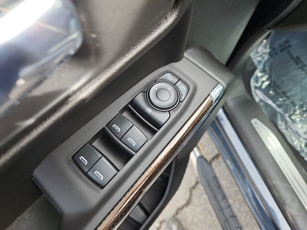 Used 2021 Chevrolet Silverado 1500 LT w/ All Star Edition Plus image 12