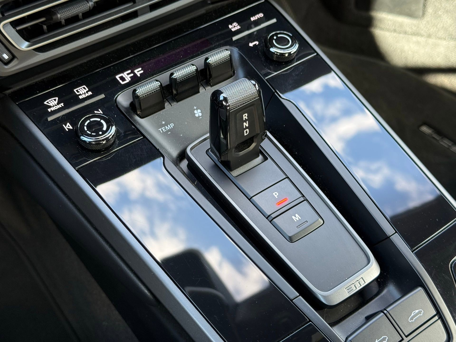 Certified 2024 Porsche 911 Carrera image 22