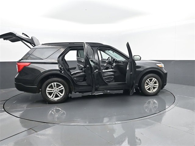 Used 2022 Ford Explorer XLT w/ Equipment Group 202A image 30