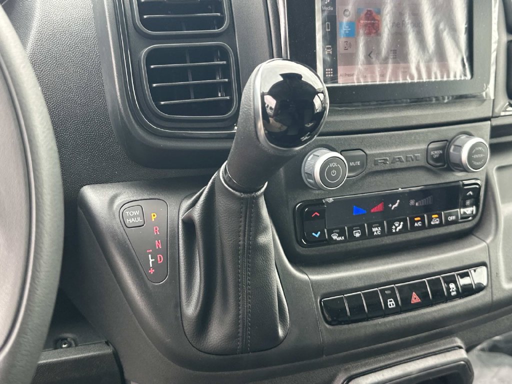 New 2026 RAM ProMaster 2500 w/ Convenience Group FWD image 20