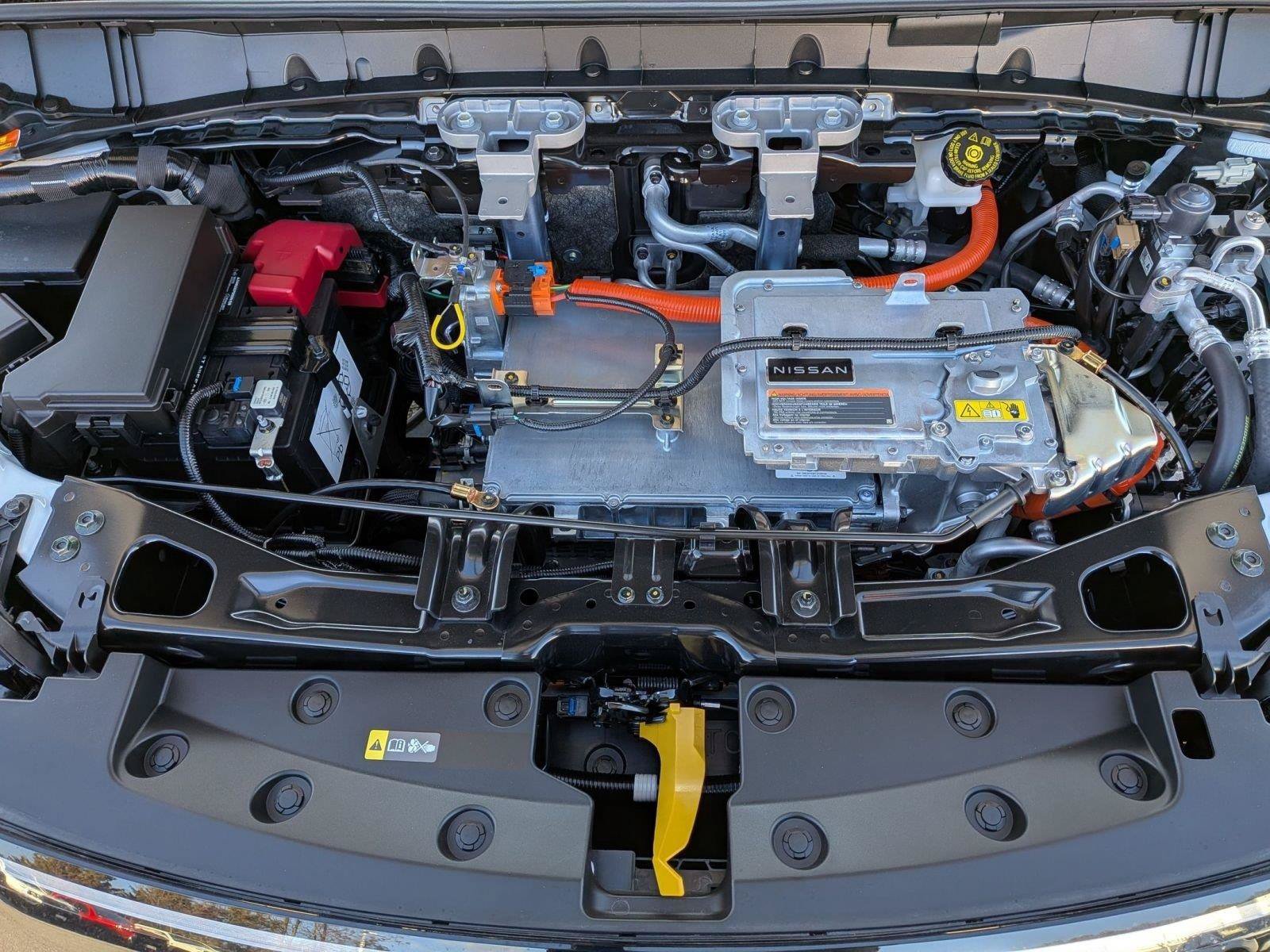 New 2026 Nissan Leaf Platinum+ w/ Cargo Package (Platinum+) FWD image 22