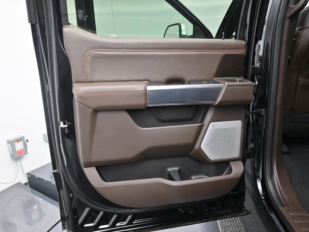 New 2026 Ford F350 King Ranch w/ Chrome Package image 20