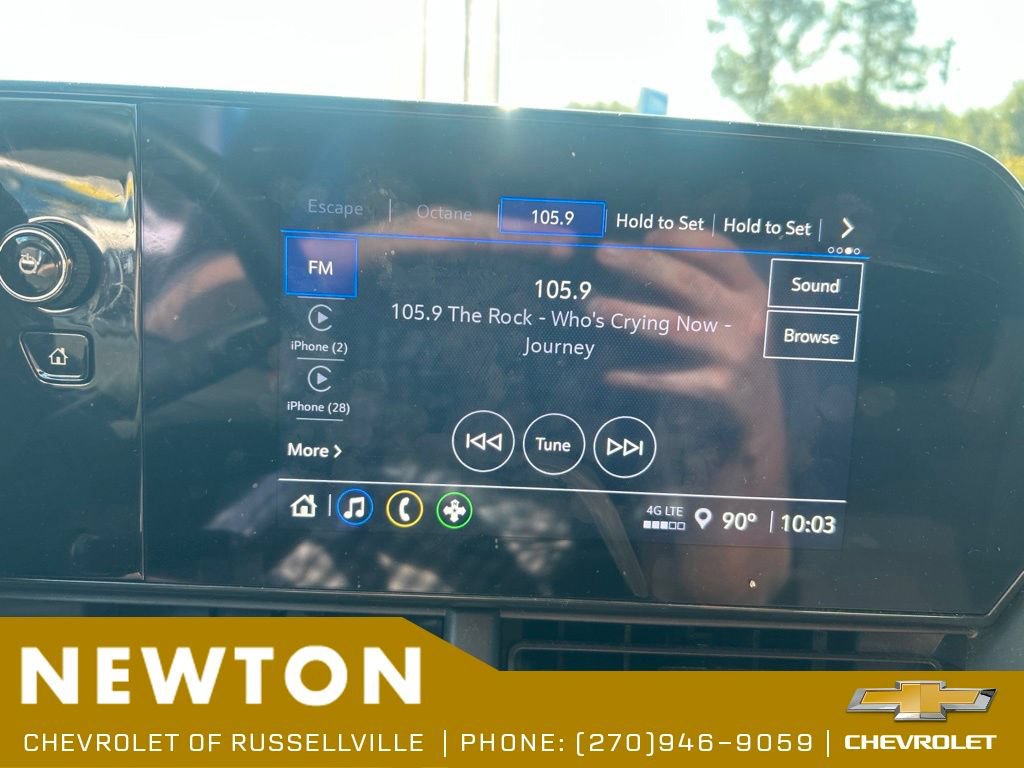 Used 2025 Chevrolet Trax RS w/ Driver Confidence Package FWD image 5