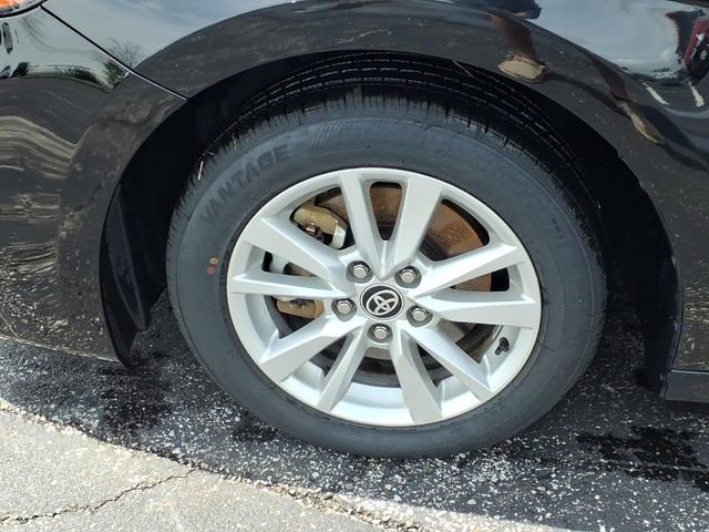 Used 2025 Toyota Camry LE FWD image 18