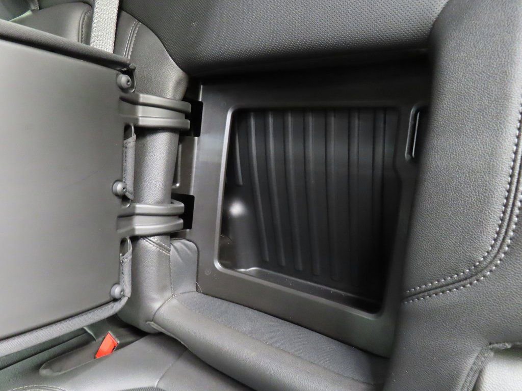 Used 2022 GMC Sierra 2500 SLT w/ SLT Convenience Package image 48