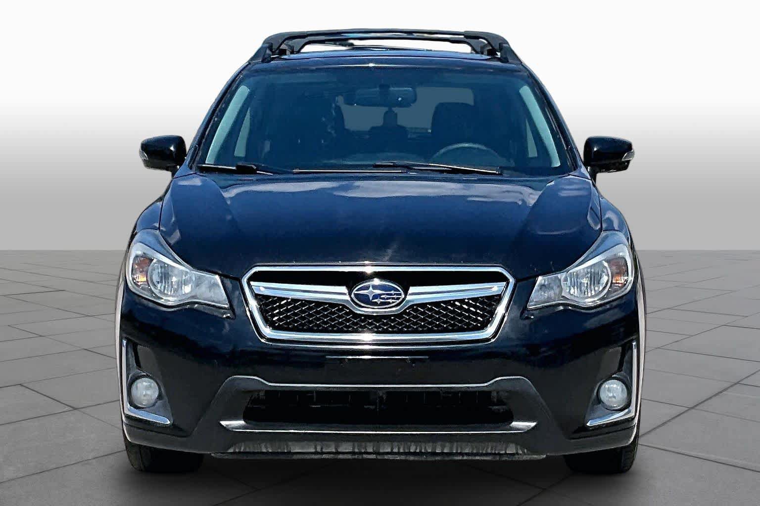 Used 2016 Subaru Crosstrek Touring AWD/4WD image 4