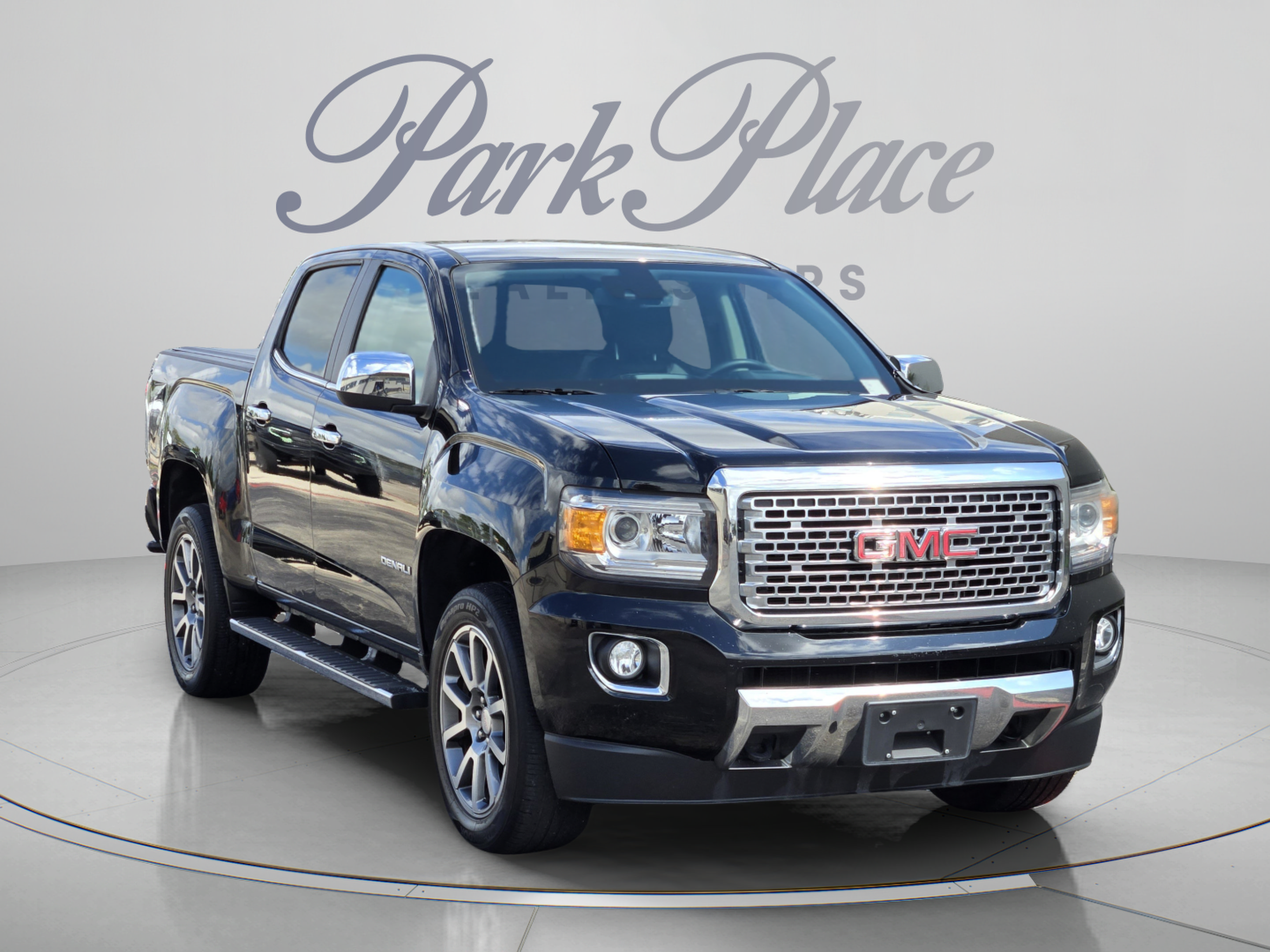Used 2018 GMC Canyon Denali AWD/4WD image 8