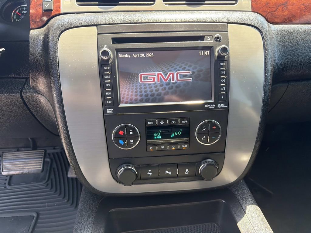 Used 2013 GMC Yukon XL 2500 SLT image 31
