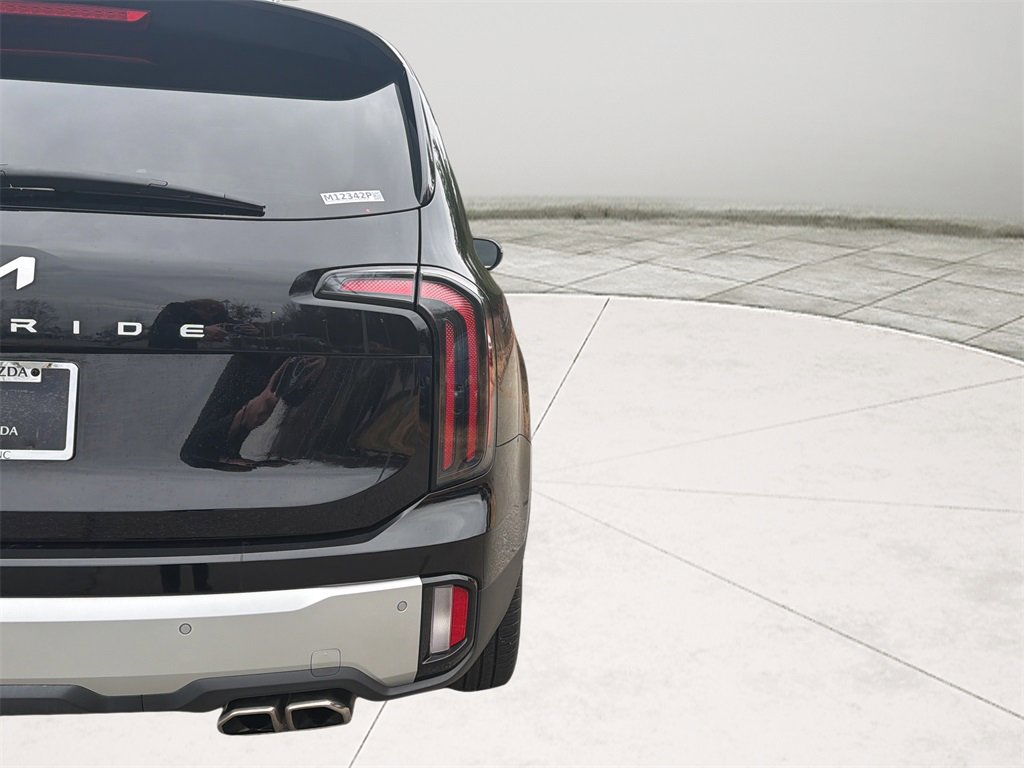 Used 2024 Kia Telluride SX image 11