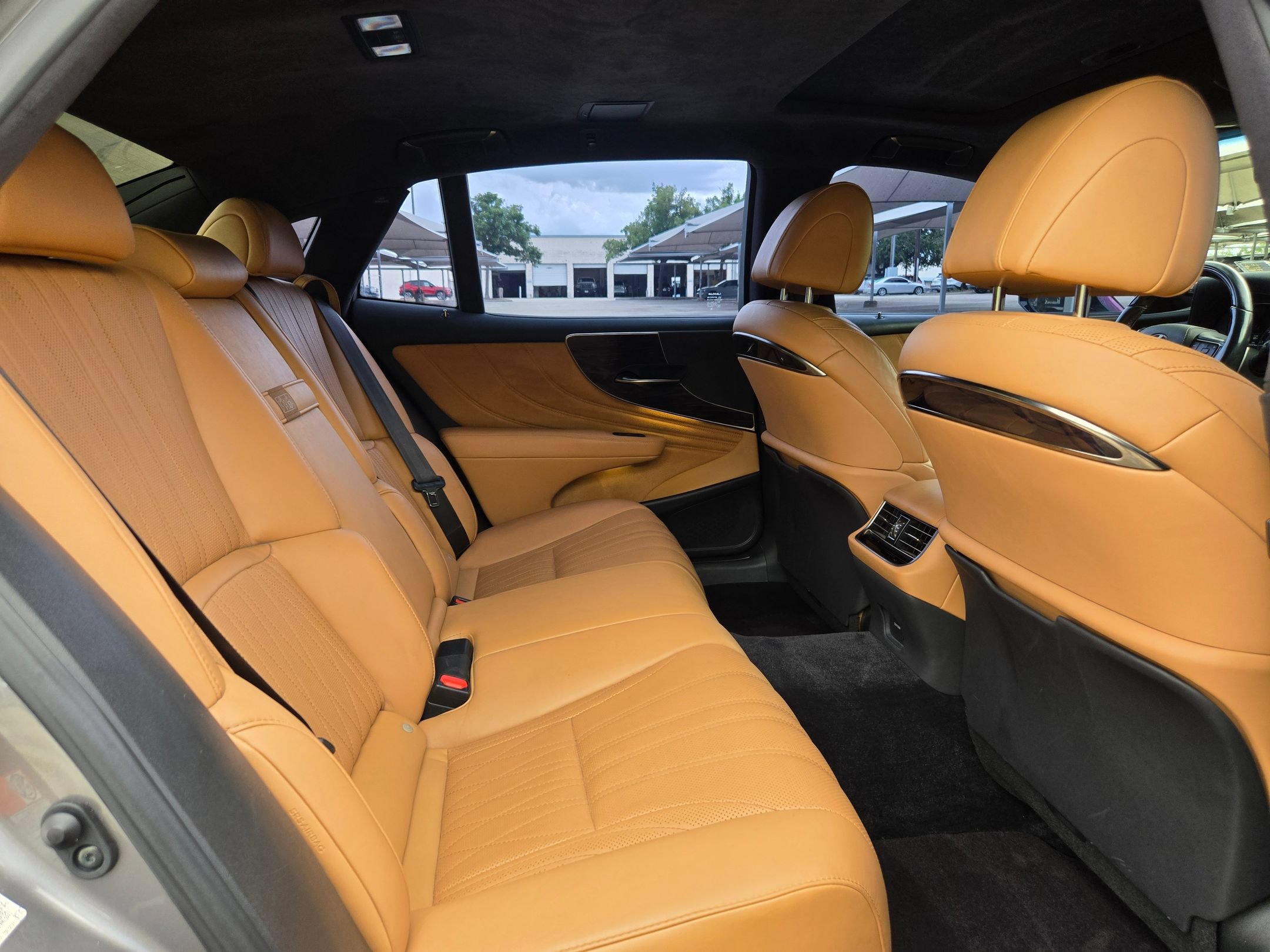 Used 2022 Lexus LS 500 AWD w/ Interior Upgrade Package image 25