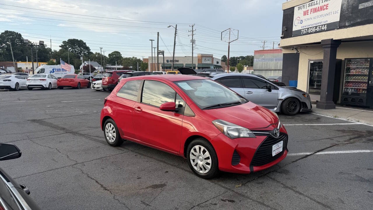 Used 2015 Toyota Yaris L FWD image 16