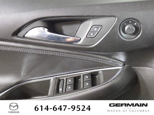Used 2018 Chevrolet Cruze Premier image 28