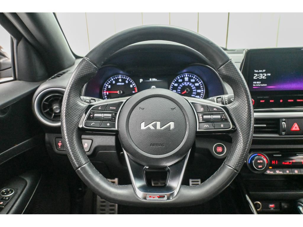 Used 2024 Kia Forte GT-Line w/ GT-Line Premium Package image 11