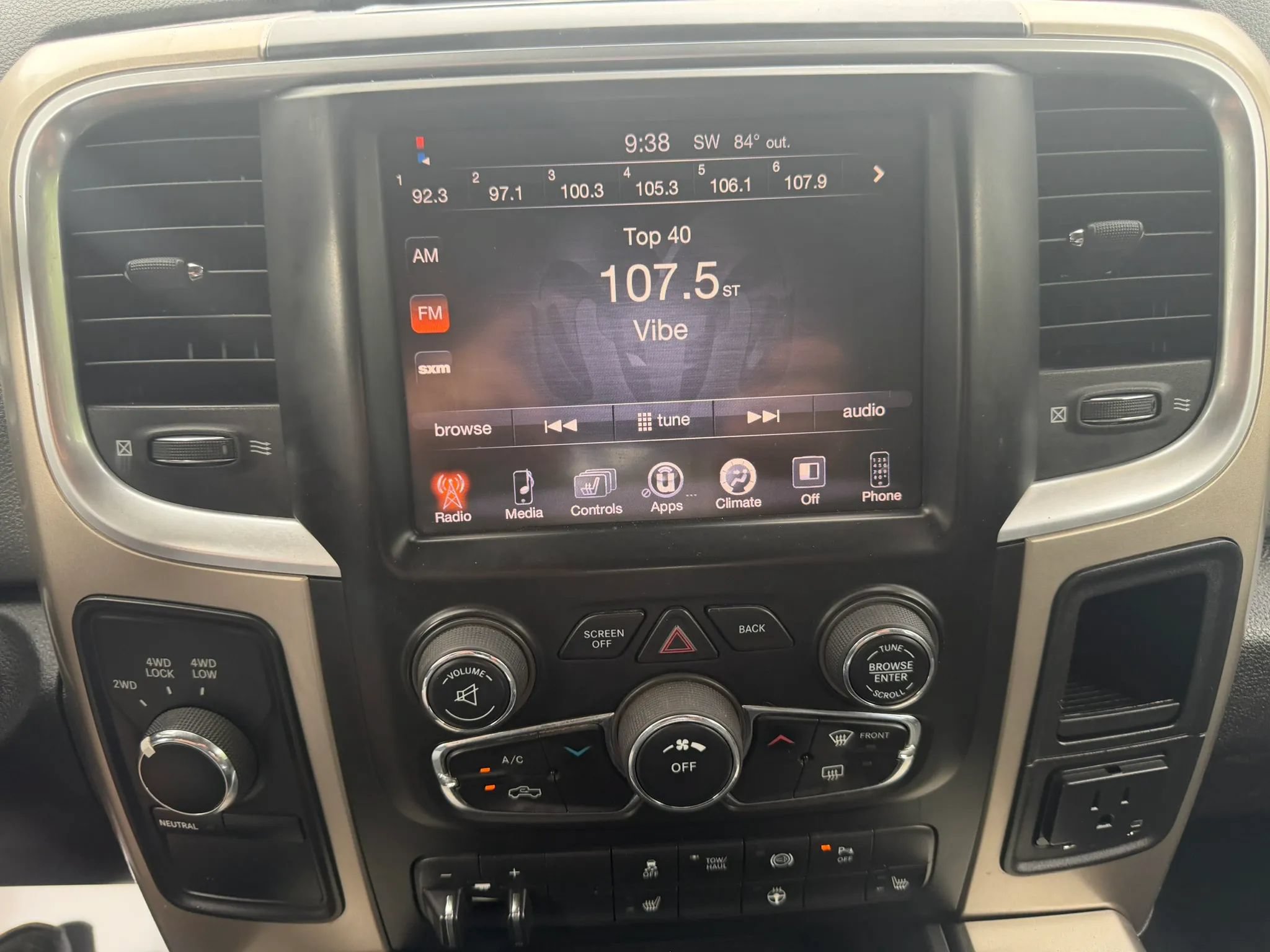 Used 2014 RAM 3500 Lone Star AWD/4WD image 17