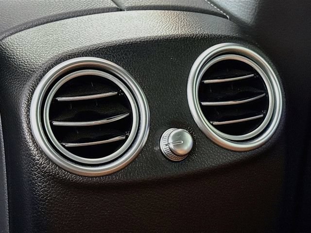 Used 2022 Mercedes-Benz GLC 300 4MATIC image 25