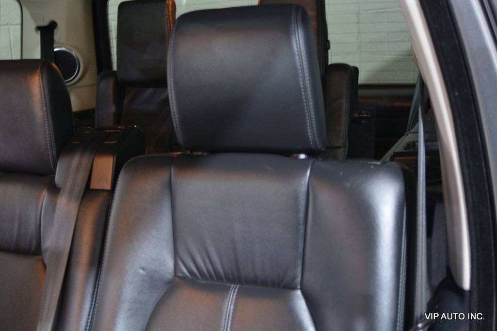 Used 2016 Land Rover LR4 HSE LUX image 21