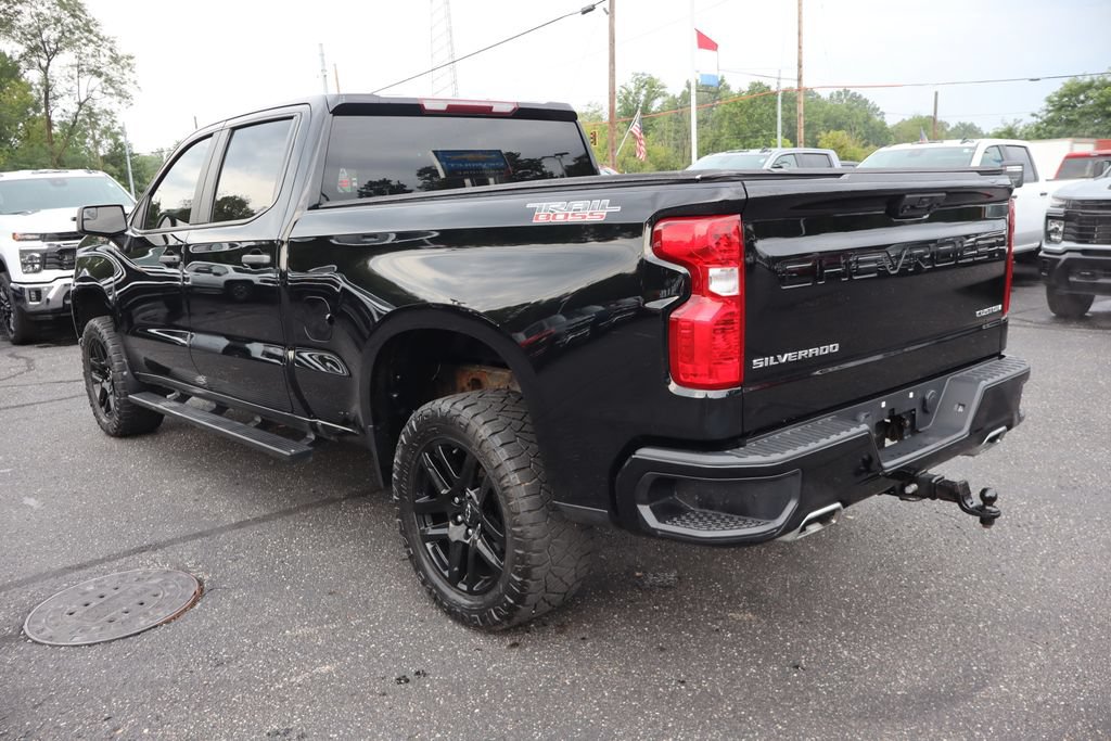 Used 2022 Chevrolet Silverado 1500 Custom Trail Boss AWD/4WD image 3