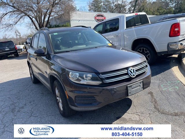 Used 2016 Volkswagen Tiguan S image 1