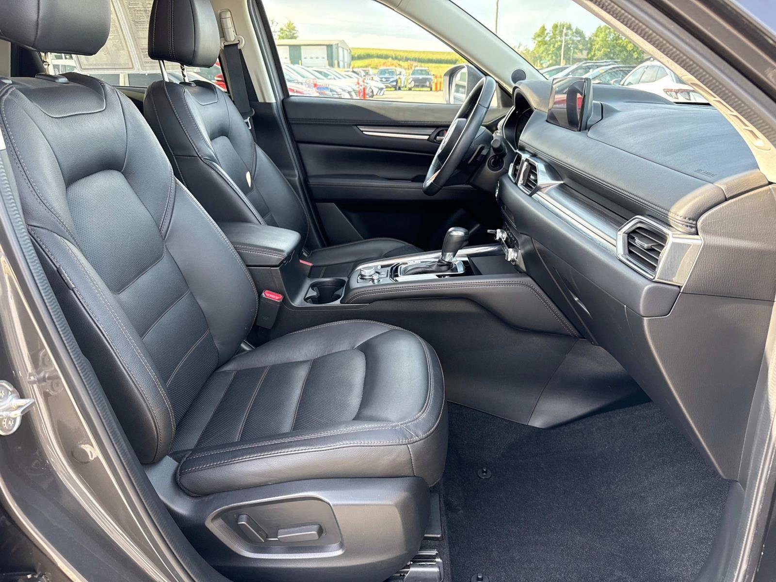 Used 2021 MAZDA CX-5 Grand Touring w/ GT Premium Package image 19