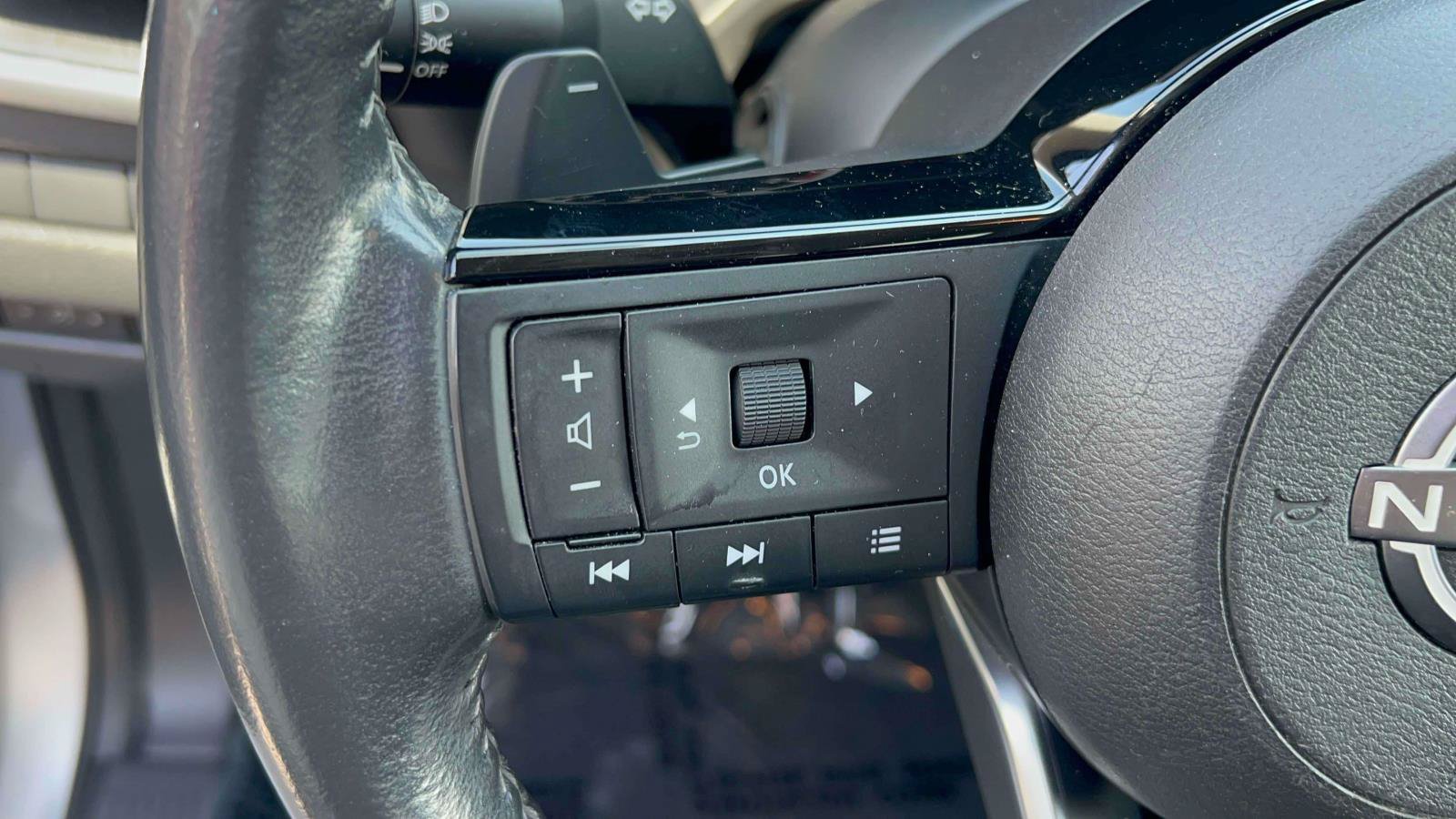 Used 2023 Nissan Rogue SV w/ SV Premium B Package AWD/4WD image 22