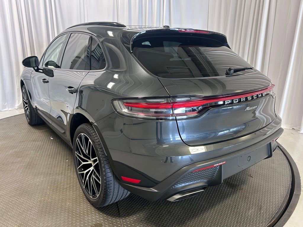 Certified 2023 Porsche Macan Turbo AWD/4WD image 3