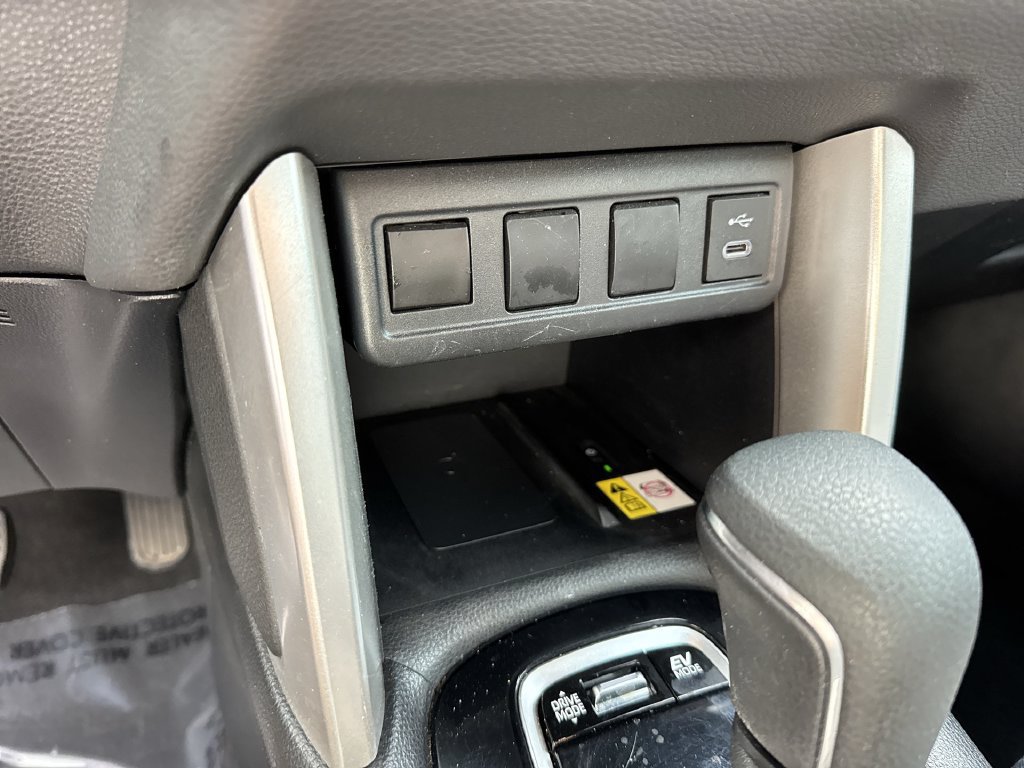 Used 2023 Toyota Corolla Cross AWD Hybrid w/ Moonroof Package image 56