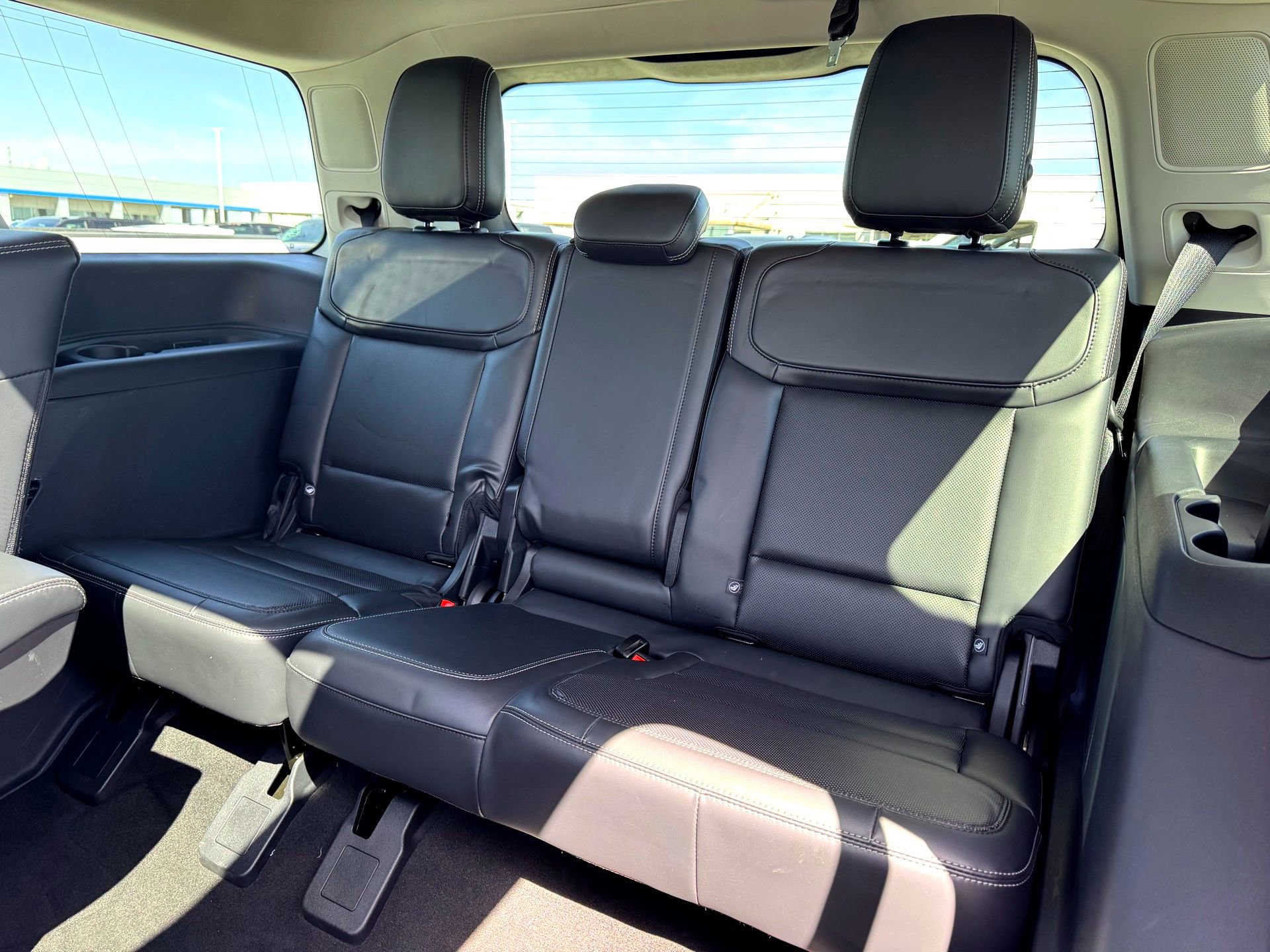 Used 2025 Ford Expedition Platinum AWD/4WD image 18