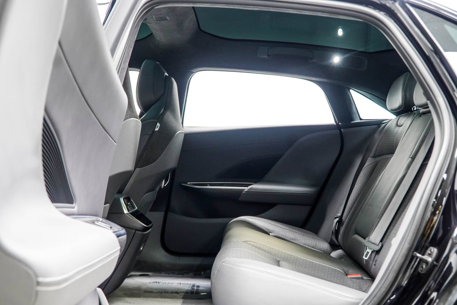 Used 2022 Lucid Air Grand Touring AWD/4WD image 41
