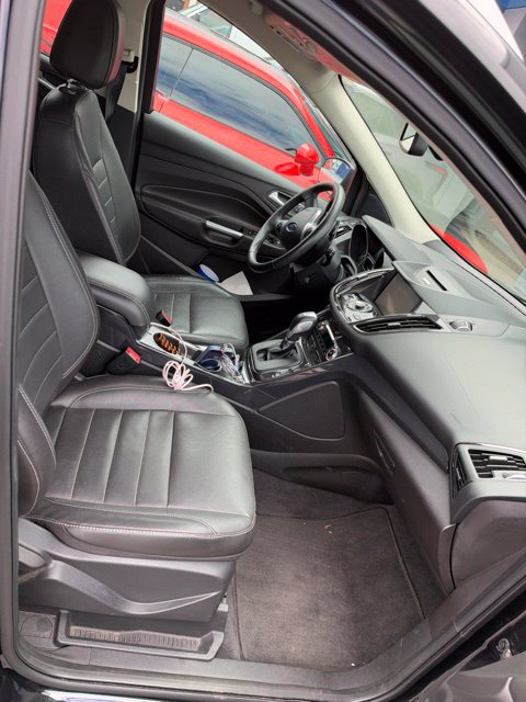 Used 2014 Ford Escape Titanium AWD/4WD image 3