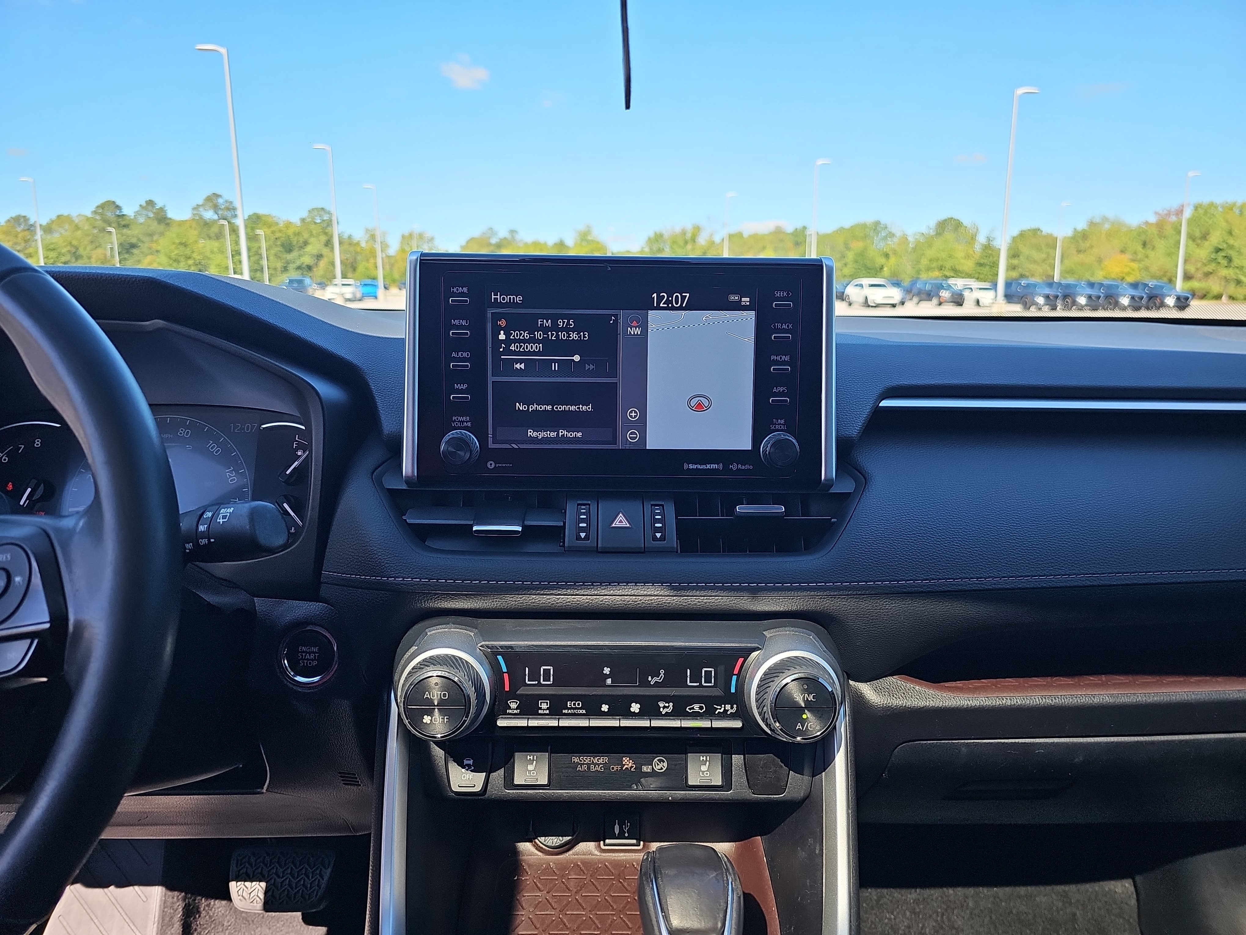 Used 2019 Toyota RAV4 Limited FWD image 21