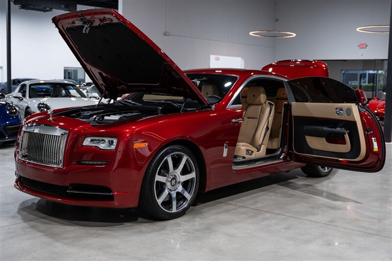 Used 2019 Rolls-Royce Wraith RWD image 34