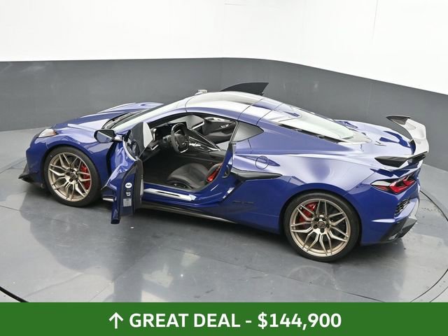 Used 2025 Chevrolet Corvette Z06 w/ Z07 Performance Package image 63