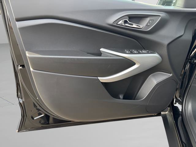 New 2026 Chevrolet Trax RS w/ Driver Confidence Package image 14