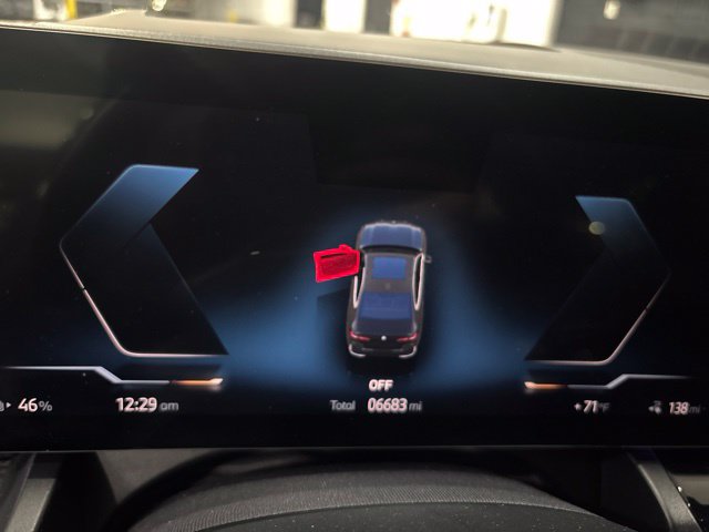 Used 2024 BMW i5 eDrive40i w/ Premium Package RWD image 31