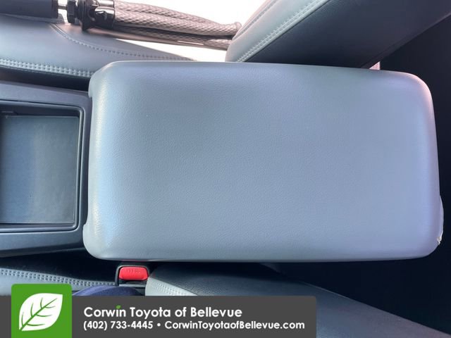 Used 2016 Toyota Camry SE FWD image 15